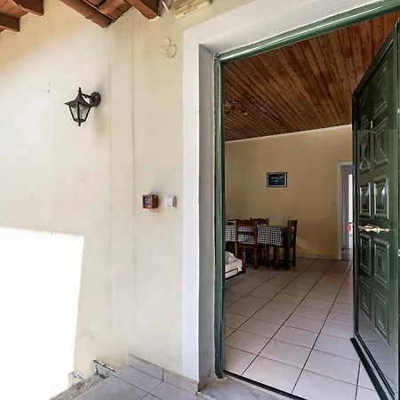 Lefkothea 1 Apartment Frinion